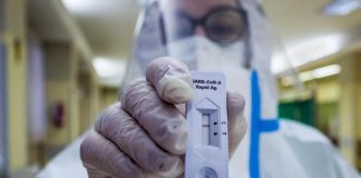Variante Omicron, Rasi: “Sfugge a tamponi rapidi”