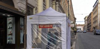 Covid oggi Lazio, 10.272 contagi e 34 morti. A Roma 5.061 casi