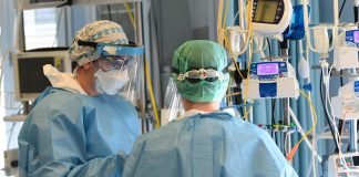 Covid Italia, calo terapie intensive e incidenza: report