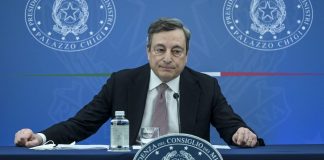 Governo, Draghi “Nessun rimpasto, la squadra va avanti”