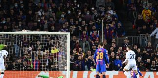 Zielinski e Ferran Torres, Barcellona-Napoli 1-1
