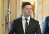 Zelensky “Non ci arrenderemo, lotteremo in ogni piazza”