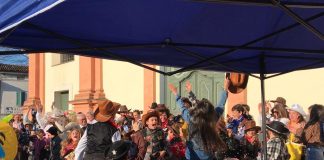 Carnevale in piazza a Bozzolo. “Un segnale di vita, due anni fa come oggi la prima ordinanza di chiusura”