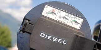 Caro gasolio, 150 euro in più per il pieno di un tir, Confartgianato: “Servono fondi per aiutare il settore”