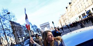 No vax in Francia, oltre 32mila oggi in piazza