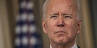 Ucraina-Russia, Biden firma stop a investimenti nel Donbass