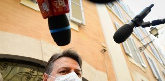 M5S, Conte e i vertici azzerati dal Tribunale: si attende mossa Grillo