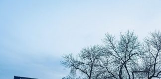 Ucraina, media: “Truppe Russia entrano nel Donbass”