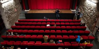 Covid, da 10 marzo tornano cibo e bevande in stadi, cinema e teatri