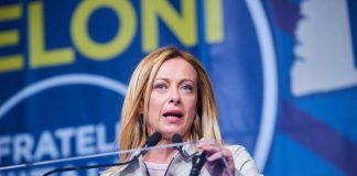 Sondaggi politici: “Cala fiducia in leader, ma Meloni tocca il 40%”