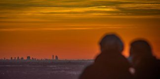 Mascherine all’aperto, stop obbligo da 11 febbraio: ordinanza