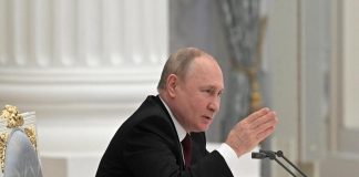 Ucraina-Russia, Putin: “Kiev potrebbe sviluppare armi nucleari”