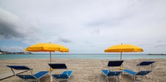 Concessioni balneari, verso stop proroga e gare da 2024