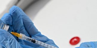 Covid, Abrignani: “Obbligo vaccino finché circola virus, forse anni”