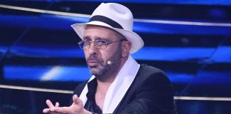 Sanremo 2022, per Zalone boom di commenti in rete