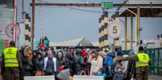 Ucraina, tra corridoi umanitari e trattative prosegue il conflitto