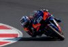 Oliveira domina sul bagnato il Gp di Indonesia