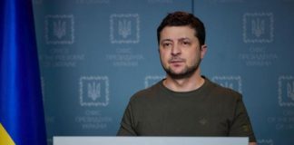 Ucraina, Zelensky “I russi ci vogliono distruggere”