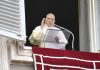 Papa Francesco “Abolire la guerra prima che cancelli l’uomo dalla storia”