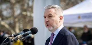 Spese militari, Guerini: “Rischio crisi governo? Assolutamente no”