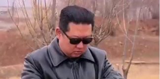 Nordcorea, Kim stile top gun e Fonzie per lancio missile – Video