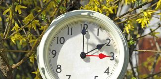 Ora legale 2022 in arrivo, ecco quando cambia: si dorme di più o di meno?