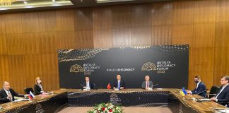 Guerra Ucraina-Russia, al via incontro Kuleba-Lavrov in Turchia