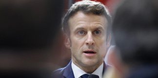 Guerra Ucraina-Russia, Macron: “Putin macellaio? Non userei parole Biden”