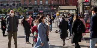 Covid Italia, Brusaferro: “Curva contagi ricomincia a salire”