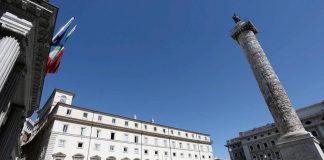 Spese militari, governo valuta fiducia su Dl Ucraina