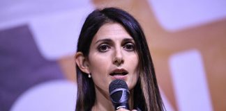 Ucraina, Raggi: “Non sono filo-Putin, Russia è aggressore”