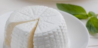 Dal babà alla pastiera, la ricotta di bufala campana Dop al Sigep di Rimini
