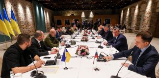 Ucraina-Russia negoziati, Kiev: “Se sistema garanzie funziona ok a neutralità”