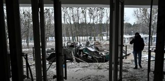 Ucraina: “Donne violentate e impiccate da russi”. Zelensky: “Mosca parla di soluzione finale”. Turchia: “accordo vicino”
