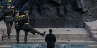 Guerra Ucraina, Zelensky: “Russia vuole cancellarci”