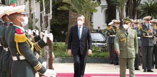 Draghi “L’Italia riduce la dipendenza dal gas russo”. Firmato l’accordo con l’Algeria