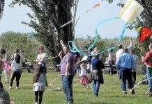 Torna il sole e Grazie in Festa fa il pieno. Domani giochi e aquiloni