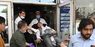Afghanistan, esplosioni vicino scuola a Kabul: morti almeno 25 studenti