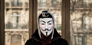 Ucraina, Anonymous viola servizio televisivo interno al Cremlino