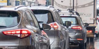 Auto, l’Italia voterà contro lo stop Ue ai motori termici nel 2035