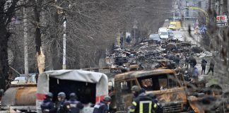 Ucraina-Russia, a Bucha “uccisi 320 civili”