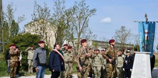 A Dragoncello omaggio ai caduti dell’Operazione Herring. Il meteo annulla il lancio dei parà