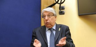 Cucchi, Giovanardi: “Non mi scuso, altra sentenza dà responsabilità a droga e medici”