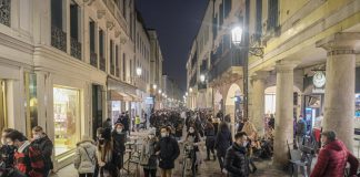 Covid oggi Italia, 56.263 contagi e 79 morti: bollettino 24 aprile