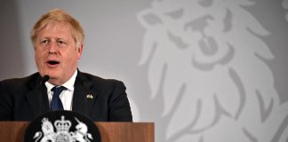 Ucraina, Johnson: “Russia può vincere guerra”