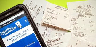Firenze, compra i mobili e vince 100mila euro alla Lotteria degli Scontrini