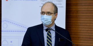 Vaccino Covid, Aifa: “Richiamo autunnale sarà richiamo annuale”