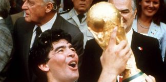 Maradona, all’asta maglia ‘mano de Dios’: base di oltre 5 milioni