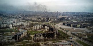 Mariupol, Russia: “Tregua solo se bandiera bianca su acciaieria Azovstal”