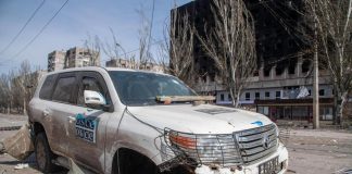 Ucraina, Osce: “Osservatori militari arrestati a Donetsk e Luhansk”